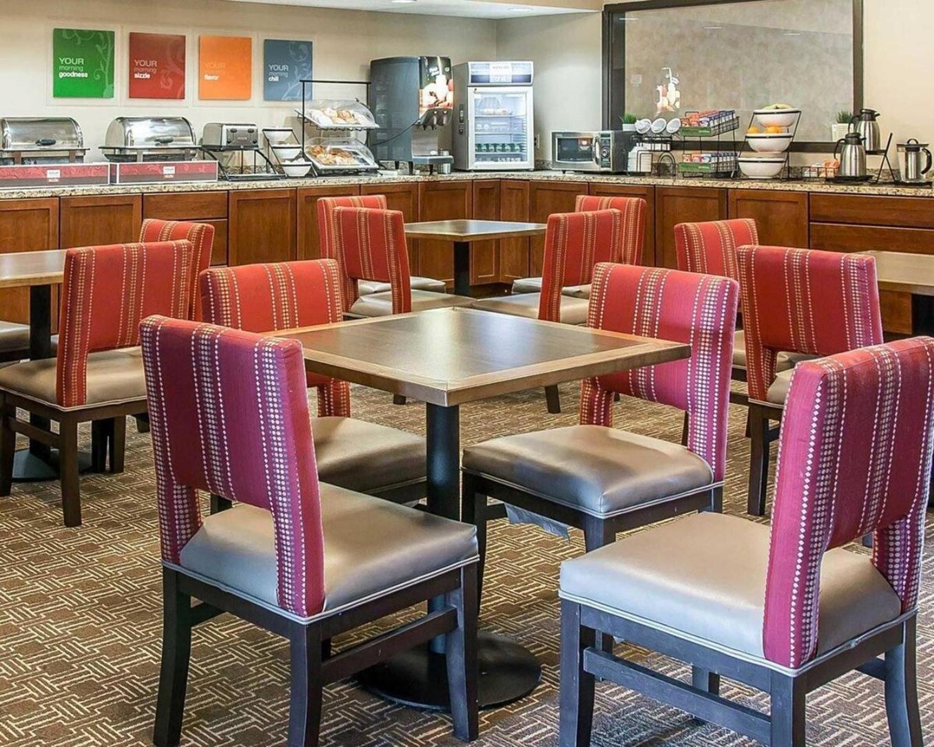 Bluffton Inn & Suites Esterno foto