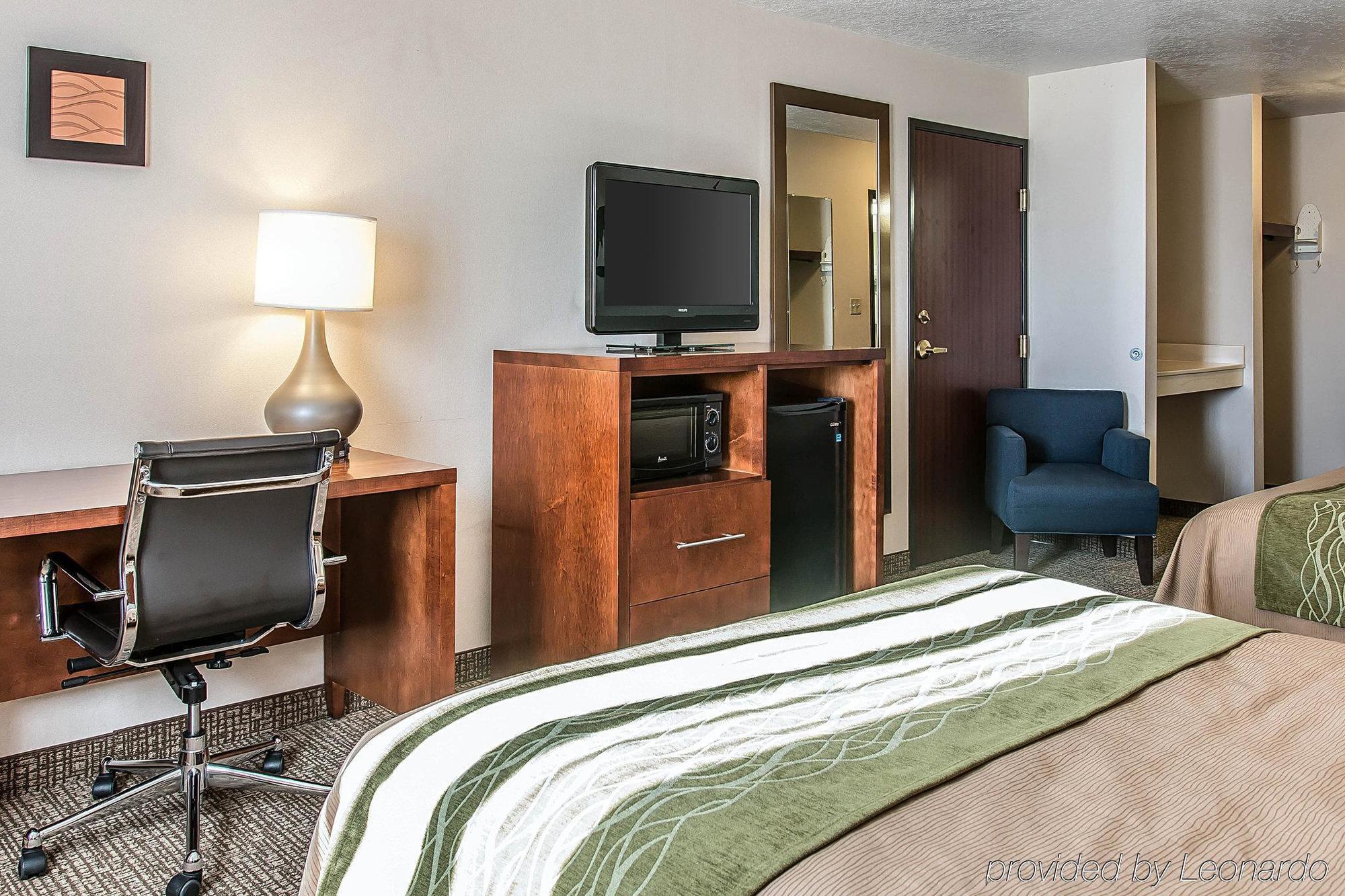 Bluffton Inn & Suites Esterno foto