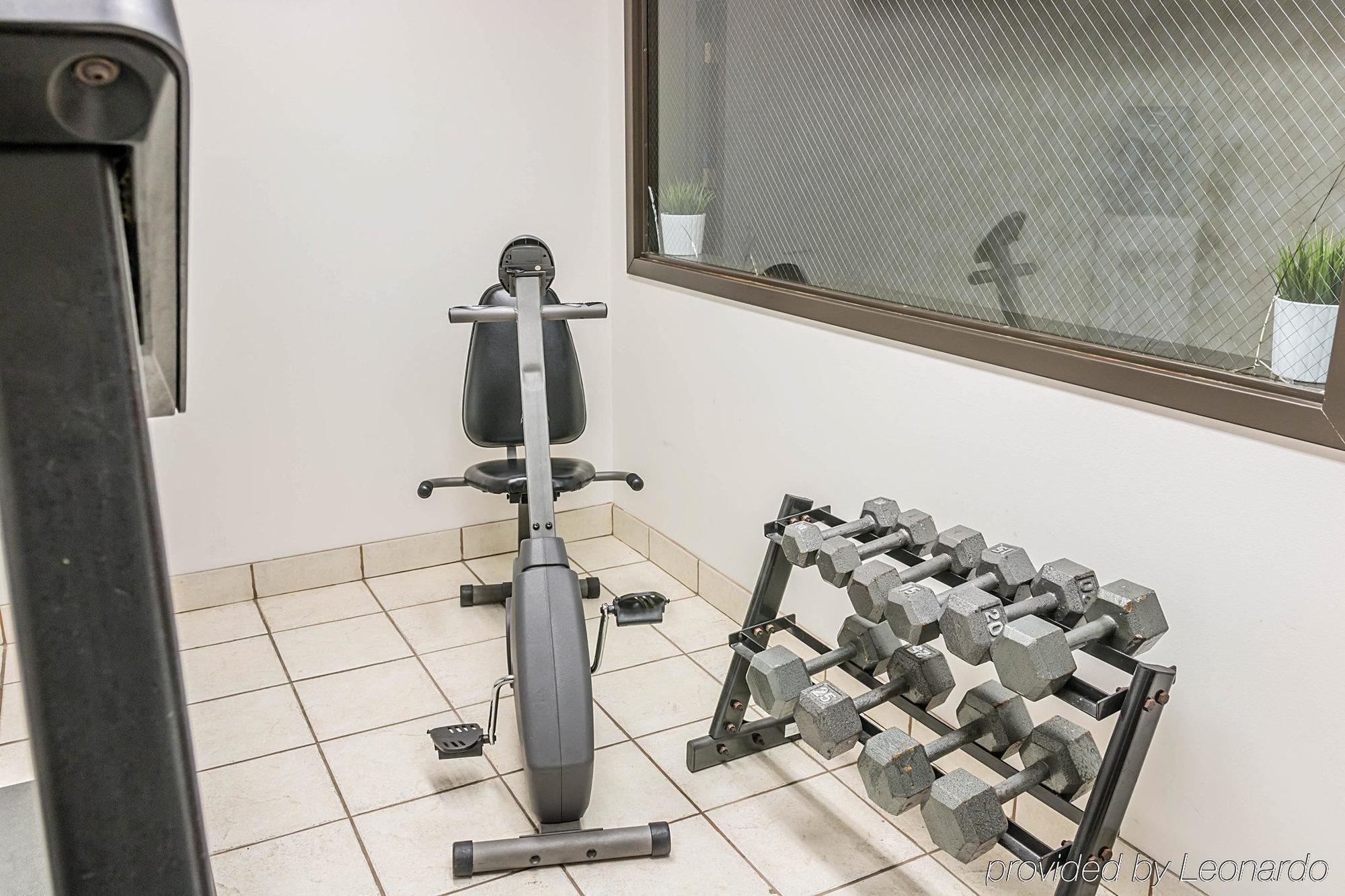 Bluffton Inn & Suites Esterno foto