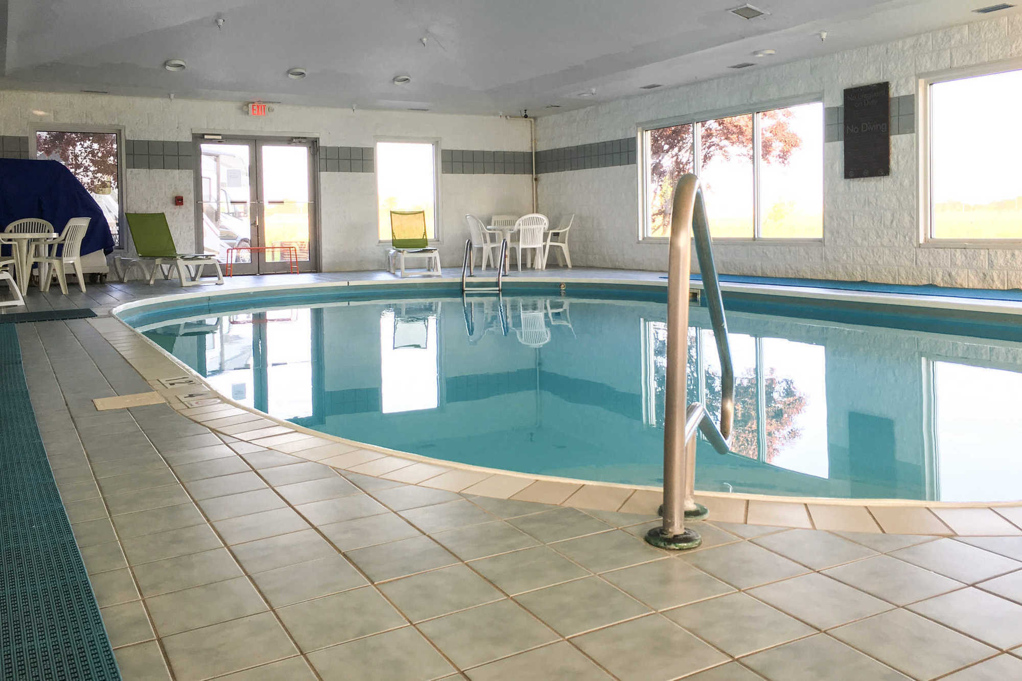 Bluffton Inn & Suites Servizi foto