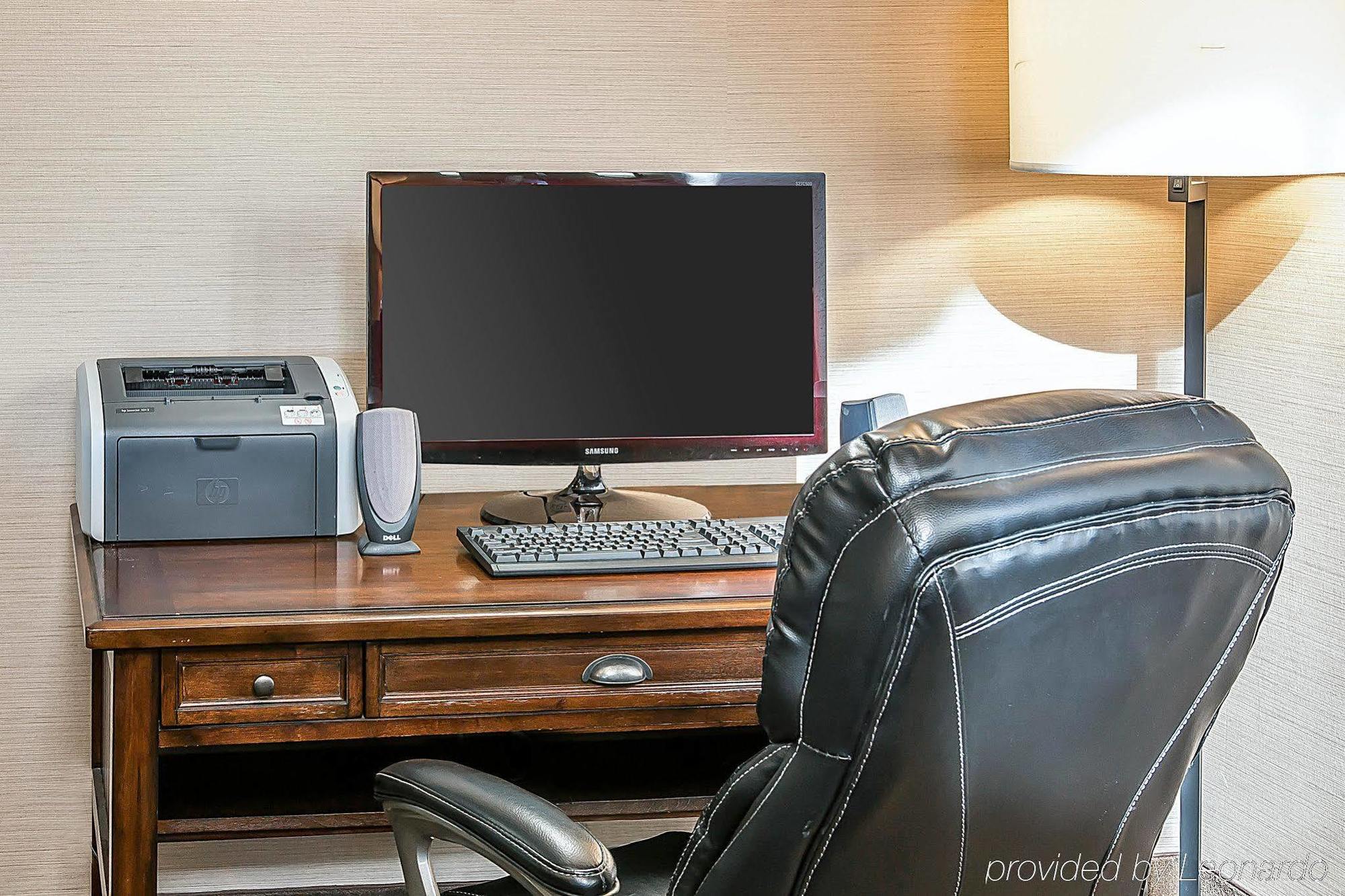 Bluffton Inn & Suites Esterno foto