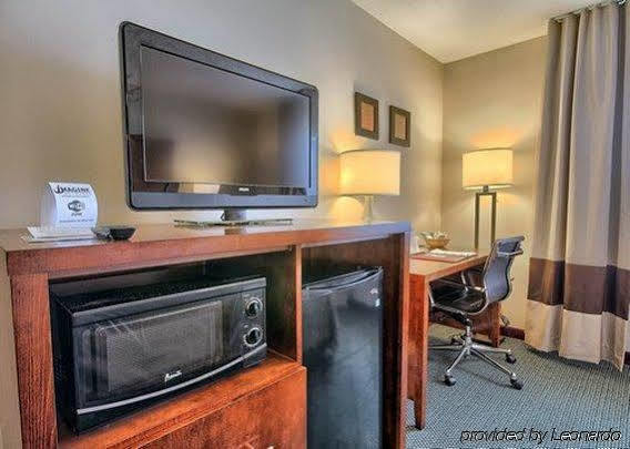 Bluffton Inn & Suites Esterno foto