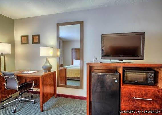 Bluffton Inn & Suites Esterno foto