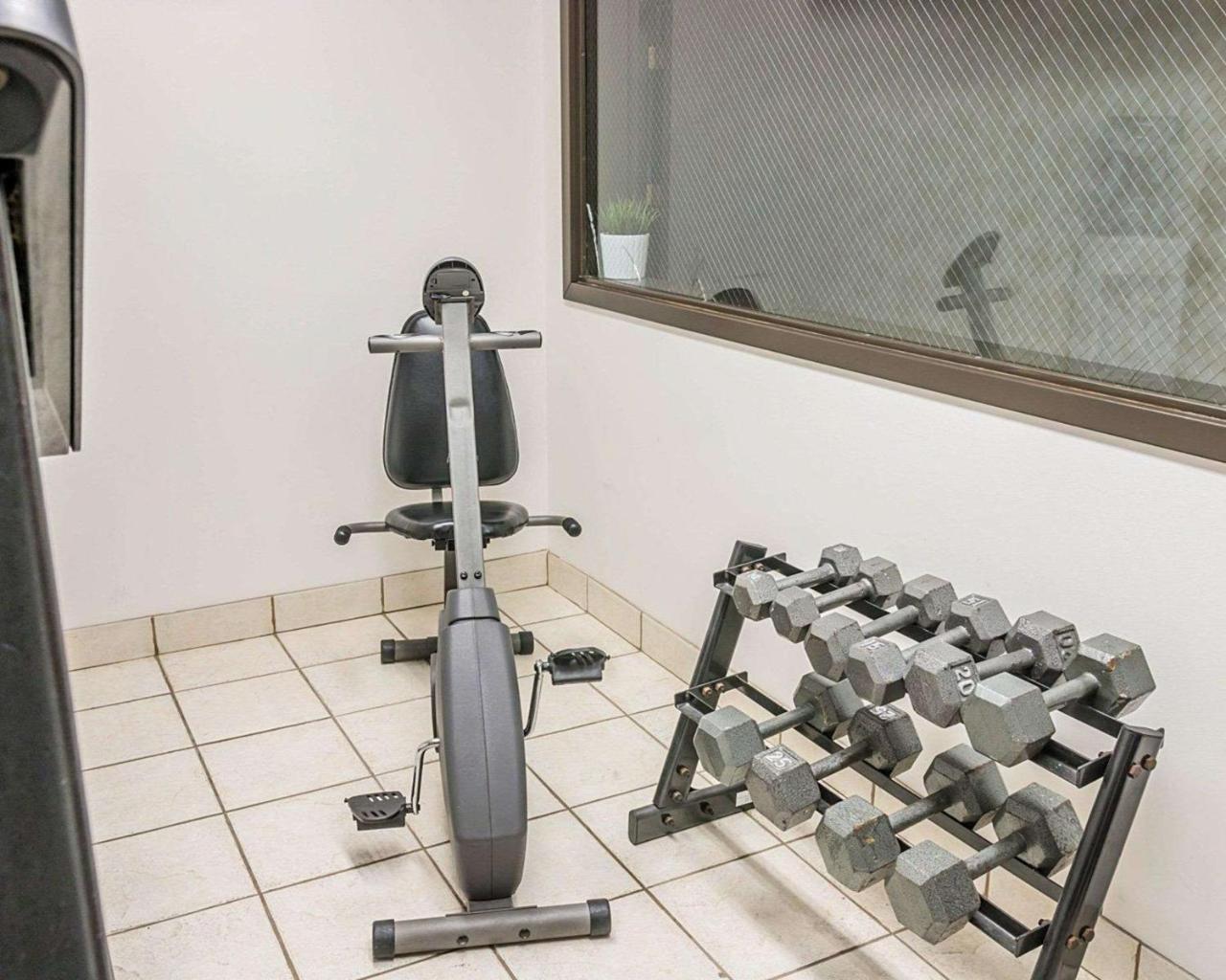 Bluffton Inn & Suites Esterno foto